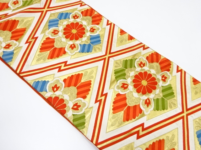 アンティーク　松皮菱に若松・菊模様織り出し袋帯（着用可）